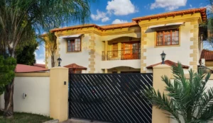 Louiville Block estate `1